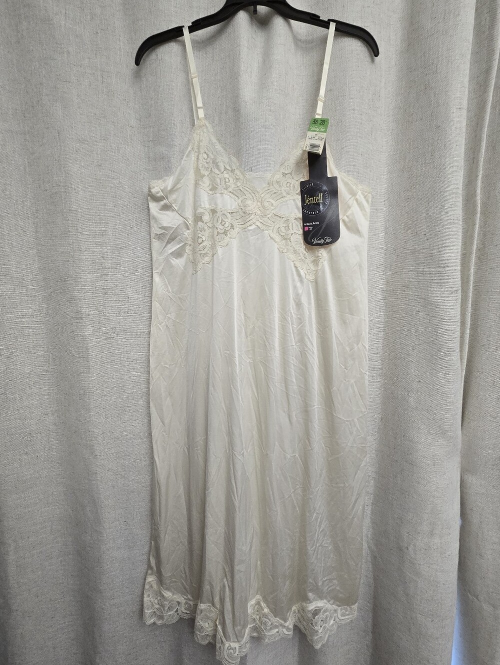 Vintage Vanity Fair Ivory Lace Full Slip 38 NWT NOS Made in USA
